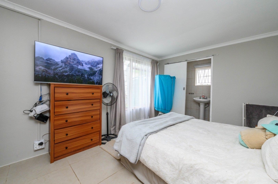 5 Bedroom Property for Sale in Mill Park Eastern Cape